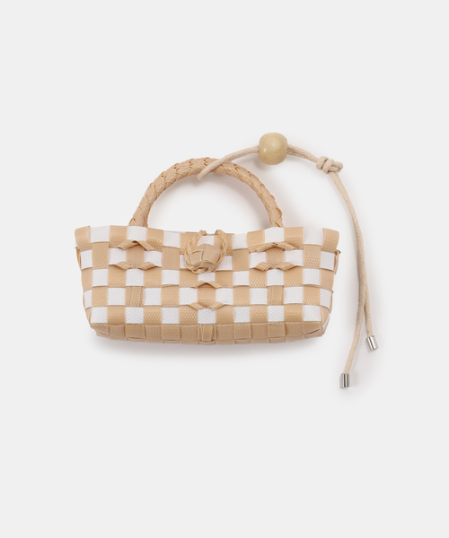 Spick & Span(スピックアンドスパン)の「NHE / ニエ Ngang keychain LIP CASE(その他小物・レディース・ブラック/ブラック系その他/ホワイト系その他・FREE)」の2枚目の写真