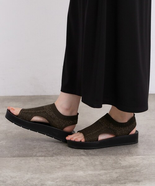 grove（グローブ）の「【フィット感◎/トレンド】ラメニット厚底サンダル（サンダル・レディース・ブラック系/ダークブラウン系・L/M/S）」の9枚目の写真