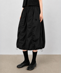 DAMISH（ダミシュ）の「シャーリングストリングバルーンミディスカート_ブラック（スカート）」