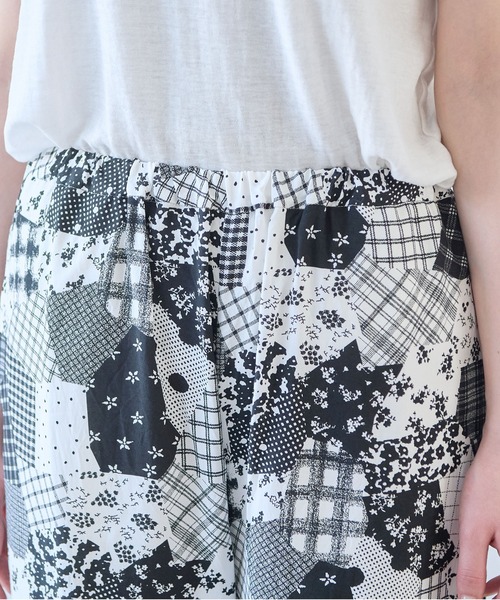 bulle de savon（ビュルデサボン）の「△patchwork プリント パンツ（その他パンツ・レディース・ブラック・FREE）」の18枚目の写真