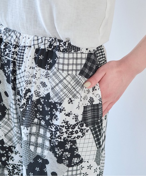 bulle de savon（ビュルデサボン）の「△patchwork プリント パンツ（その他パンツ・レディース・ブラック・FREE）」の19枚目の写真