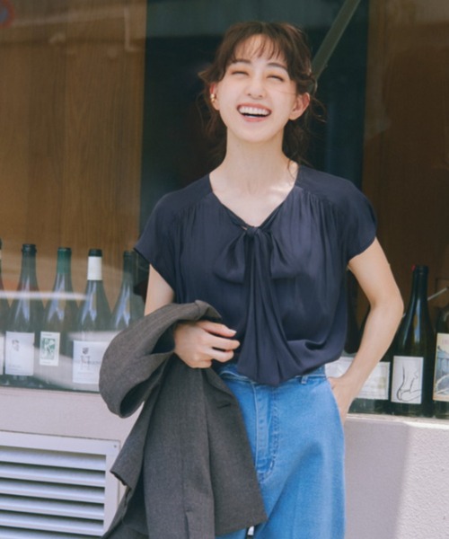 ROPE' PICNIC(ロペピクニック)の「フレンチスリーブリボンブラウス(シャツ/ブラウス・レディース・ネイビー/キナリ/サックスブルー・FREE)」の1枚目の写真