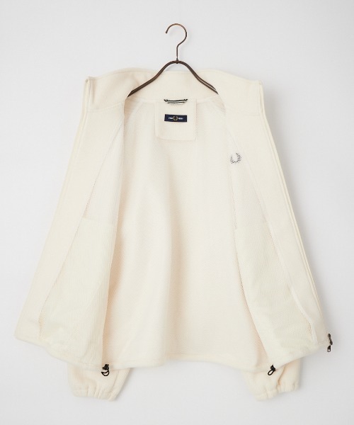 FRED PERRY（フレッドペリー）の「【WEB先行予約】[FRED PERRY/フレッドペリー] 別注 コード フリースジャケット（その他アウター・レディース・ブラック/オフホワイト・S/M/L/XL）」の6枚目の写真