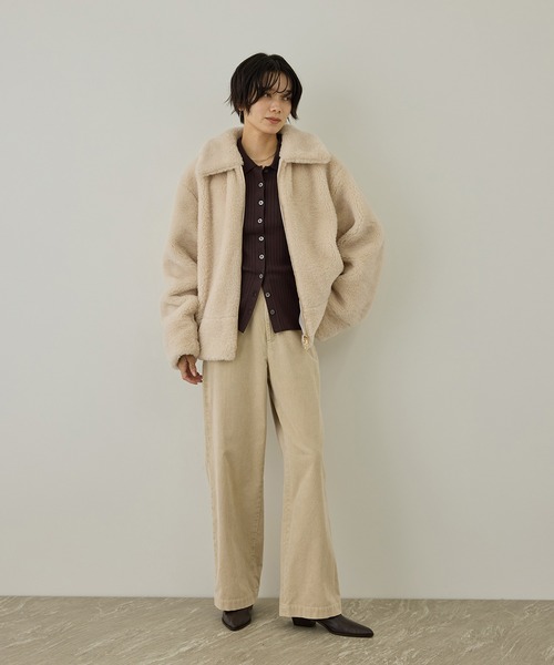 SALON adam et rope'(サロン アダム エ ロペ)の「【WEB限定】スタンドカラージップアップボアブルゾン / 軽量(ブルゾン・レディース・オフホワイト/ブラウン/サックスブルー・FREE)」の6枚目の写真
