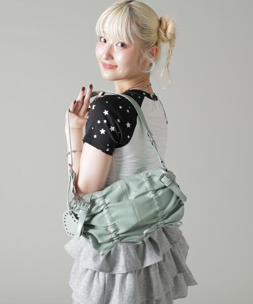 L.H.P(エルエイチピー)の「MAVYTH/メヴィス/HEART CHARM PU BAG(ショルダーバッグ・レディース・ブラウン/ホワイト/ライトグリーン/ブラック・F)」の18枚目の写真