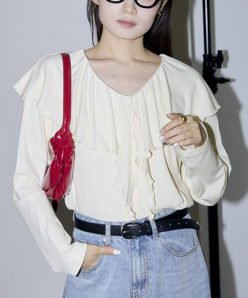 PUBLUX(パブリュクス)の「PUBLUX/パブリュクス 襟 フリル テレコ カットソー 限定展開(Tシャツ/カットソー・レディース・ナチュラル/ブラウン/ブラック・フリ-)」の3枚目の写真