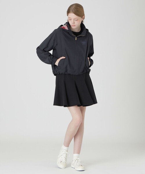 BLUE LABEL CRESTBRIDGE(ブルーレーベルクレストブリッジ)の「【umbro】フーデットブルゾン(ブルゾン・レディース・ダークネイビー/ホワイト系その他・38/36)」の10枚目の写真