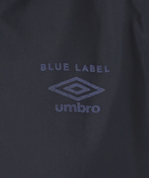 BLUE LABEL CRESTBRIDGE(ブルーレーベルクレストブリッジ)の「【umbro】フーデットブルゾン(ブルゾン・レディース・ダークネイビー/ホワイト系その他・38/36)」の15枚目の写真
