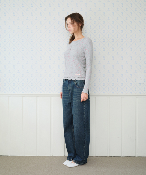 AMESWORLDWIDE(アメスワールドワイド)の「CLASSIC STRAIGHT DENIM PANTS BLUE(デニムパンツ・レディース・その他・MEDIUM/LARGE/SMALL)」の3枚目の写真