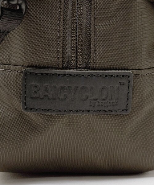BAICYCLON by Bagjack(バイシクロン バイ バグジャック)の「<BAICYCLON>マルチポケット 2WAY ショルダーバッグ(ショルダーバッグ・レディース・ブラック/ダークブラウン・FREE)」の11枚目の写真
