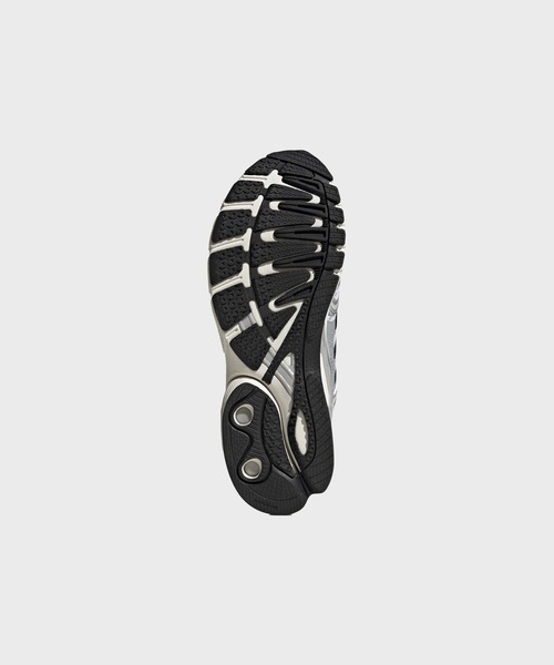 adidas(アディダス)の「adidas/アディダス ADISTAR CONTROL 5 / KI6121,KI6120,KI6154(スニーカー・メンズ・ホワイト/グレー/ブラック・23/26.5/25/28/27.5/27/24.5/24/23.5)」の6枚目の写真
