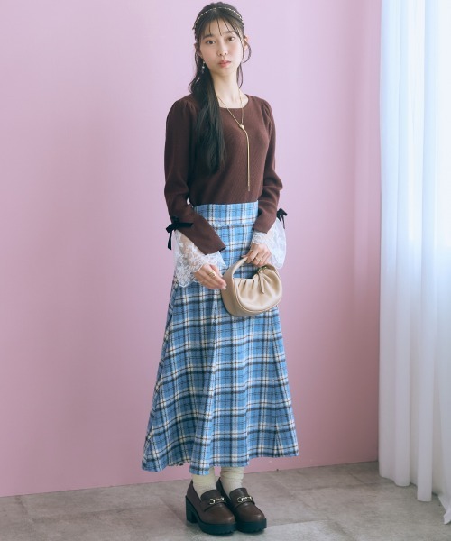 marun(マルン)の「<大きいサイズ>ボートネックフレア袖レースニットトップス marun(ニット/セーター・レディース・ブラウン/ピンク・L/LL/3L/4L/5L)」の16枚目の写真