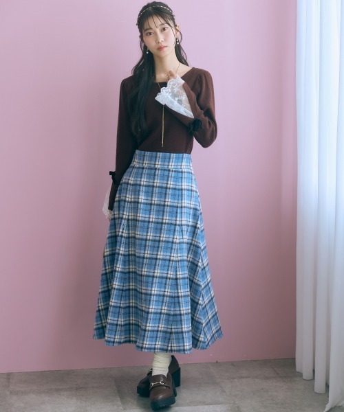 marun(マルン)の「<大きいサイズ>ボートネックフレア袖レースニットトップス marun(ニット/セーター・レディース・ブラウン/ピンク・L/LL/3L/4L/5L)」の17枚目の写真
