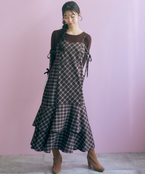 marun(マルン)の「<大きいサイズ>ボートネックフレア袖レースニットトップス marun(ニット/セーター・レディース・ブラウン/ピンク・L/LL/3L/4L/5L)」の22枚目の写真