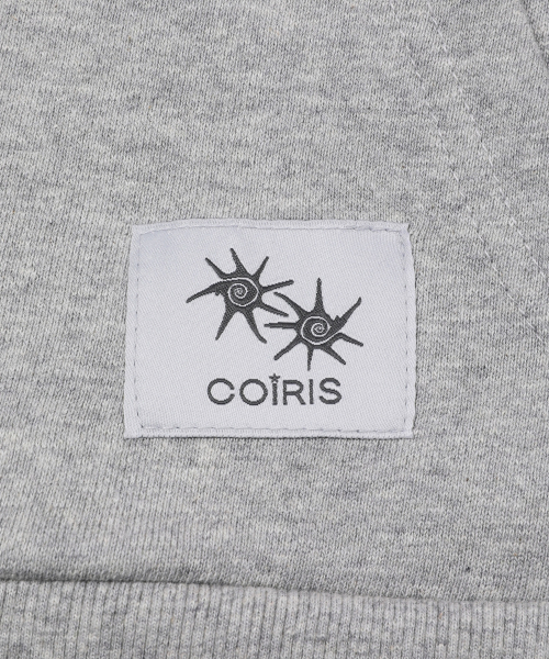 COIRIS（コイリス）の「ローネック バックにLETTERING入り フードジップアップ ユニセックス (2カラー)（パーカー・レディース・ライトグレー/ブラック・FREE）」の10枚目の写真