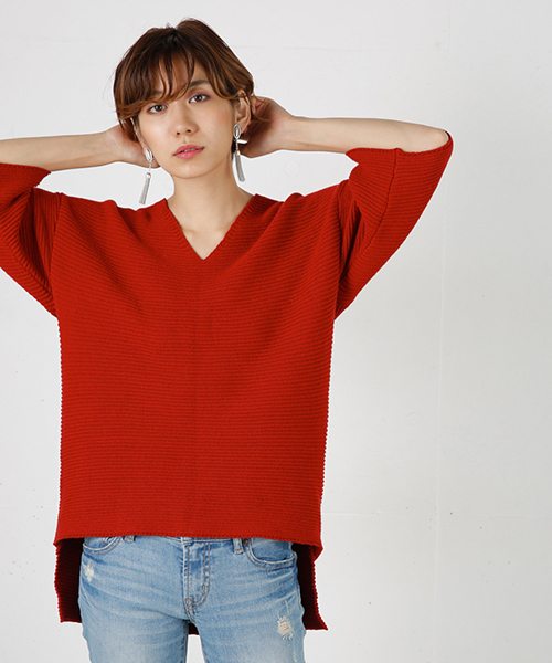 MOUSSY（マウジー）の「V/N LOOSE POK（ニット/セーター・レディース・キャメル/レッド/ライトブラック/オフホワイト・FREE）」の4枚目の写真