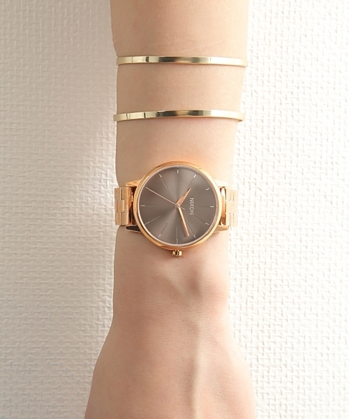 NIXON(ニクソン)の「THE KENSINGTON(アナログ腕時計・レディース・ホワイト×ゴールド/ピンクゴールド/ゴールド/その他/ゴールド系その他/ホワイトゴールド/その他1/インディゴブルー/その他2/ブラック×ゴールド/ピンク系その他/ブラック/その他3/ネイビー/ブルー系その他/その他4/その他5/ゴールド系その他2/シルバー×ゴールド・FREE)」の19枚目の写真