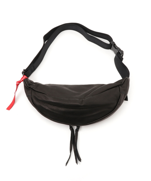 SOLATINA ソラチナ COW LEATHER バックパック ブラック Amazon.co.jp: [ソラチナ] SBG-00004 本革 A4サイズリュック