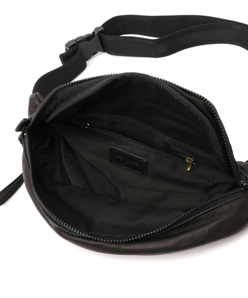SOLATINA ソラチナ COW LEATHER バックパック ブラック Amazon.co.jp: [ソラチナ] SBG-00004 本革 A4サイズリュック