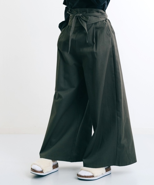 MERLOT(メルロー)の「サッシュベルト付きワイドパンツ643-7527(その他パンツ・レディース・レッド/ベージュ/カーキ/ブラック・FREE)」の4枚目の写真