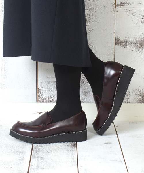 Jeffrey Campbell(ジェフリーキャンベル)の「ウェッジソールローファー(ローファー・レディース・ワインレッド/ブラック・38/37/36/39/35)」の6枚目の写真