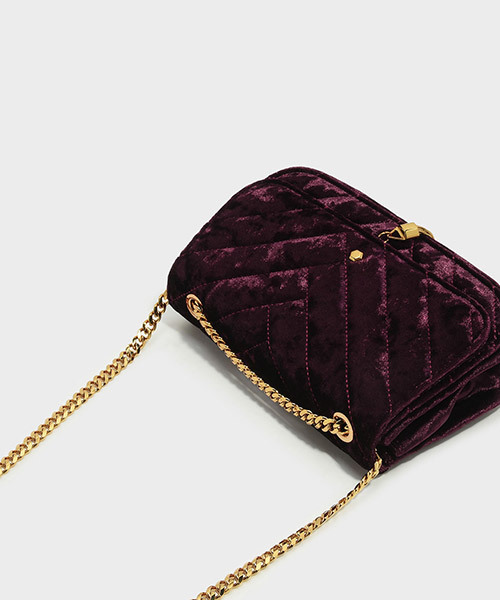 CHARLES & KEITH（チャールズ & キース）の「ドレッシーショルダーバッグ / DRESSY SHOULDER BAG（ショルダーバッグ・レディース・バーガンディー/ブラック・S）」の10枚目の写真