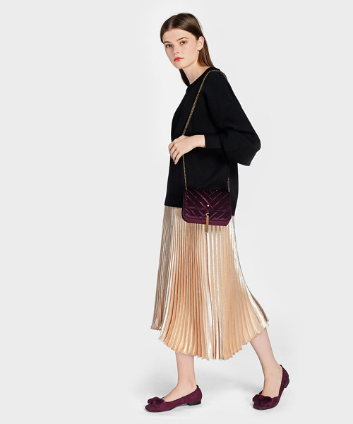CHARLES & KEITH（チャールズ & キース）の「ドレッシーショルダーバッグ / DRESSY SHOULDER BAG（ショルダーバッグ・レディース・バーガンディー/ブラック・S）」の12枚目の写真
