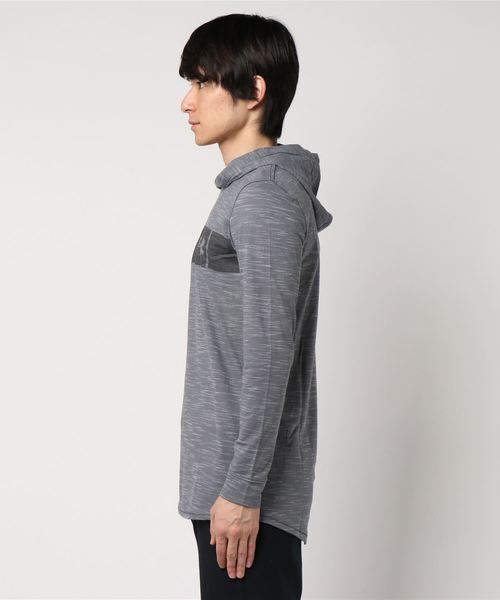 UNDER ARMOUR（アンダーアーマー）の「メンズ ライフスタイルパーカー / スポーツスタイルコアフーディー（パーカー・メンズ・グレー/ダークオリーブ/ブラック・L/XXL/M/S/XL/3XL）」の8枚目の写真