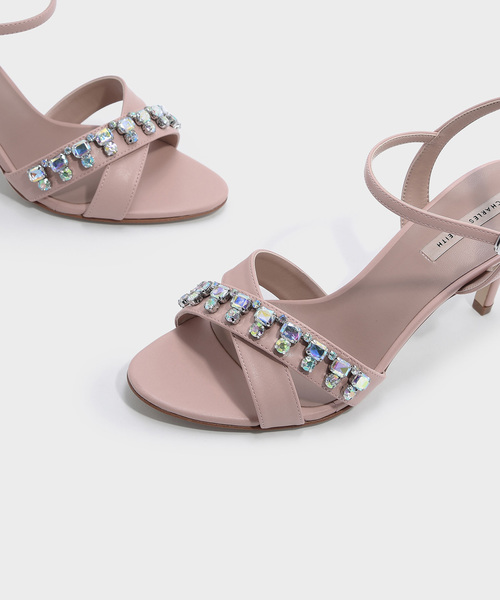 CHARLES & KEITH(チャールズ & キース)の「エンベリッシュクリスクロスサンダル / EMBELLISHED CRISS CROSS SANDALS(サンダル・レディース・ブラック/イエロー/アイボリー・24.5cm/25cm/23cm/23.5cm/22.5cm)」の13枚目の写真
