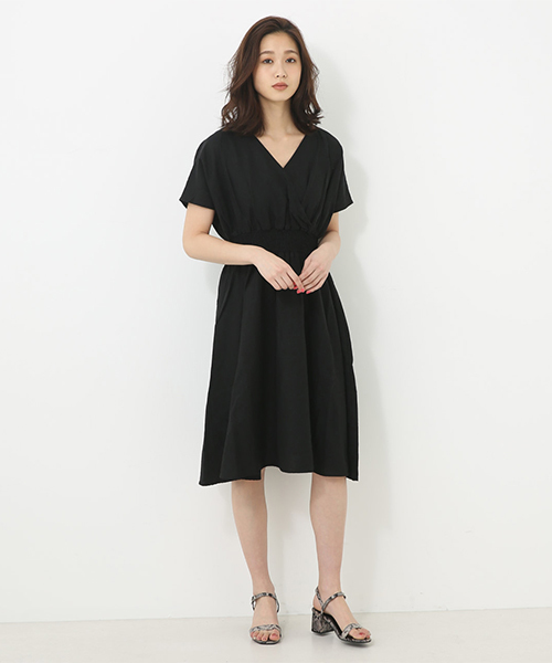 AZUL by moussy（アズールバイマウジー）の「麻レーヨンカシュクールワンピース（ワンピース・レディース・ブラック/ベージュ系その他/ライトブルー・MEDIUM/SMALL）」の21枚目の写真