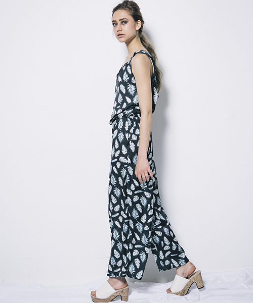 LIPSTAR(リップスター)の「サボサンダル(サンダル・レディース・オフホワイト/ブラック/ホワイト系その他2・L/M)」の11枚目の写真