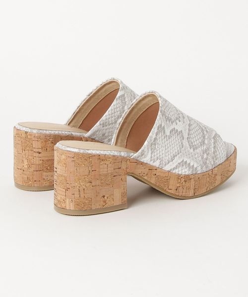 LIPSTAR(リップスター)の「サボサンダル(サンダル・レディース・オフホワイト/ブラック/ホワイト系その他2・L/M)」の10枚目の写真