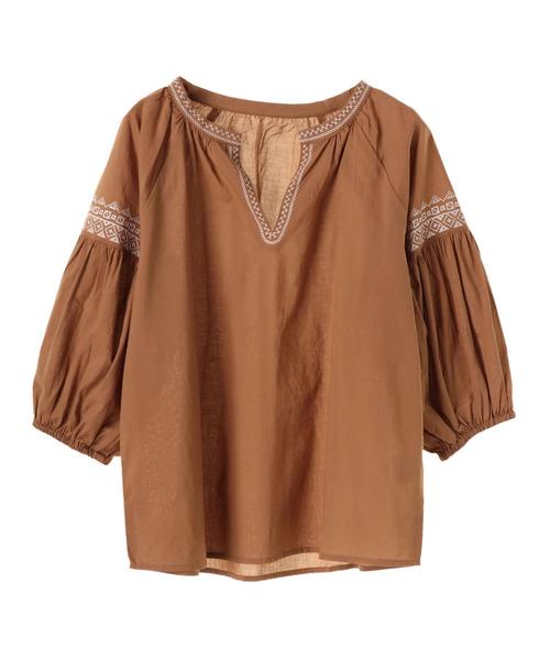 earth music&ecology(アースミュージックアンドエコロジー)の「・クロスステッチ刺繍ブラウス ●(シャツ/ブラウス・レディース・アイボリー/ブラック/ライトブラウン/テラコッタ・FREE)」の10枚目の写真