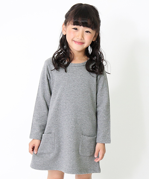 devirock(デビロック)の「スウェット長袖Aラインワンピース(ワンピース・キッズ・スモークピンク/カーキ/ネイビー/ブラック/モカ/杢グレー/グリーン系その他/レッド系その他/パープル系その他・160cm/90cm/130cm/150cm/140cm/110cm/100cm/120cm)」の3枚目の写真