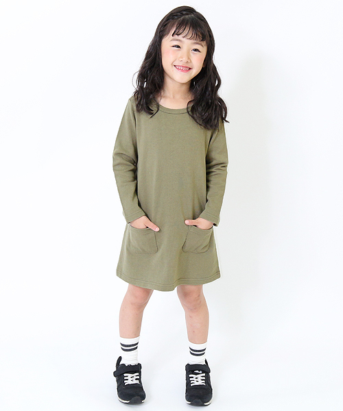 devirock(デビロック)の「スウェット長袖Aラインワンピース(ワンピース・キッズ・スモークピンク/カーキ/ネイビー/ブラック/モカ/杢グレー/グリーン系その他/レッド系その他/パープル系その他・160cm/90cm/130cm/150cm/140cm/110cm/100cm/120cm)」の13枚目の写真