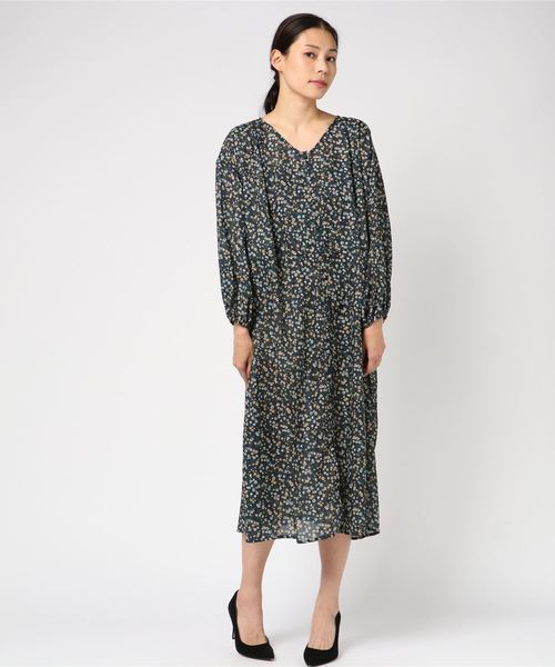 LBC（エルビーシー）の「小花プリントワンピース（ワンピース・レディース・レッド/ネイビー・M/L）」の6枚目の写真