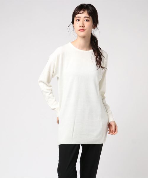 KOBE LETTUCE（コウベレタス）の「選べるドロップショルダーカシミアタッチニットトップス（ニット/セーター・レディース・ホワイト系その他/ブラック系その他/グレー系その他/ベージュ系その他/グリーン系その他/ブルー系その他/イエロー系その他/レッド系その他/ホワイト系その他2/ホワイト系その他3/ホワイト系その他4/ホワイト系その他5/ホワイト系その他6/ブラック系その他2/ブラック系その他3/ブラック系その他4/ブラック系その他5/ブラック系その他6/グレー系その他2/グレー系その他3/グレー系その他4/グレー系その他5/グレー系その他6/ベージュ系その他2/ベージュ系その他3/ベージュ系その他4/ベージュ系その他5/ベージュ系その他6/グリーン系その他2/グリーン系その他3/グリーン系その他4/グリーン系その他5/グリーン系その他6/ブルー系その他2/ブルー系その他3/ブルー系その他4/ブルー系その他5/ブルー系その他6/イエロー系その他2/イエロー系その他3/イエロー系その他4/イエロー系その他5/イエロー系その他6/レッド系その他2/レッド系その他3/レッド系その他4/レッド系その他5/レッド系その他6/ベージュ系その他7/グリーン系その他7/ブルー系その他7/レッド系その他7/イエロー系その他7/ホワイト系その他7/ブラック系その他7/グレー系その他7/ワイン/グレイッシュベージュ/チャコール/ダークネイビー/その他1/その他/ブラック/ダークグリーン・FREE）」の4枚目の写真