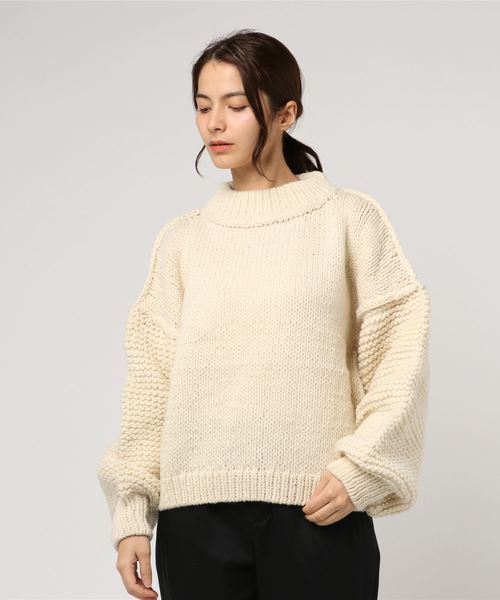 And A(アンドエー)の「And A アンドエー / 手編みペルークルーネックプルオーバーニット ハンドメイド(ニット/セーター・レディース・ホワイト/ライトブルー/パープル・FREE)」の14枚目の写真