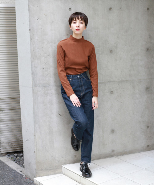 PAGEBOY(ページボーイ)の「起毛リブタートルトップス(ニット/セーター・レディース・ブラック/ダークブラウン/オフホワイト/ボルドー・FREE)」の7枚目の写真