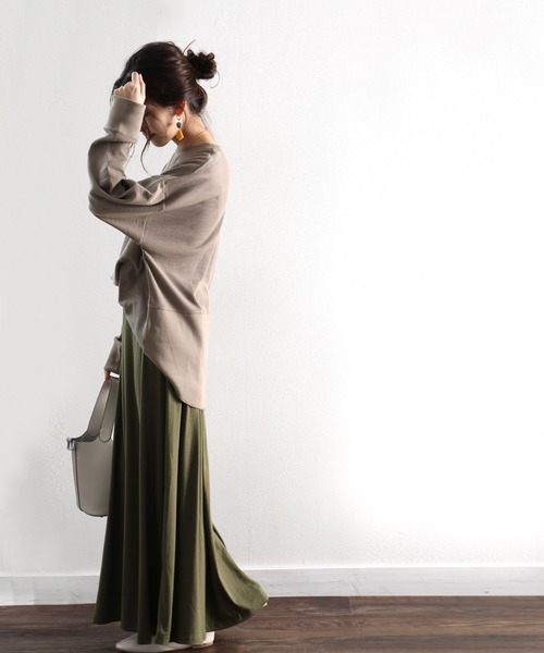 classicalelf(クラシカルエルフ)の「ラウンドヘム長袖サーマルロングTシャツ(Tシャツ/カットソー)」|ライトカーキ