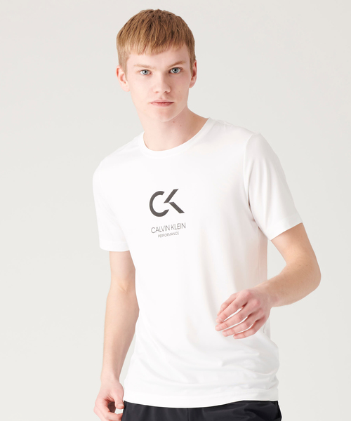 CALVIN KLEIN PERFORMANCE(カルバンクラインパフォーマンス)の「エッセンシャル トレーニング Tシャツ(Tシャツ/カットソー・メンズ・ブラック/ブルー/ホワイト/ブラック系その他/ライム・L/M/S/XL)」の2枚目の写真
