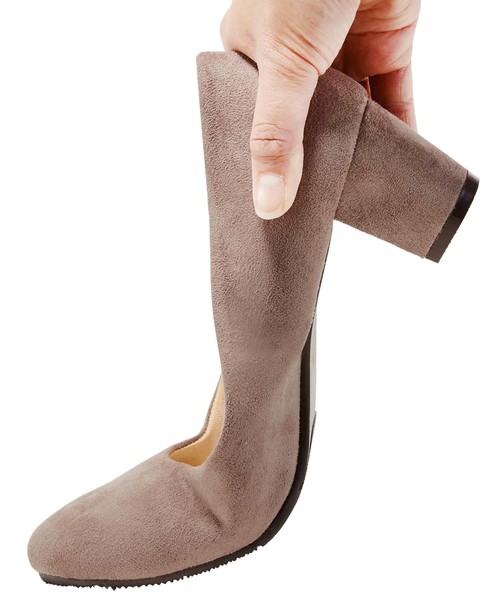 GeeRA(ジーラ)の「4Eヒールパンプス(パンプス・レディース・ワイン/ブラック/モカ・22.5cm/23cm/23.5cm/24cm/24.5cm)」の7枚目の写真