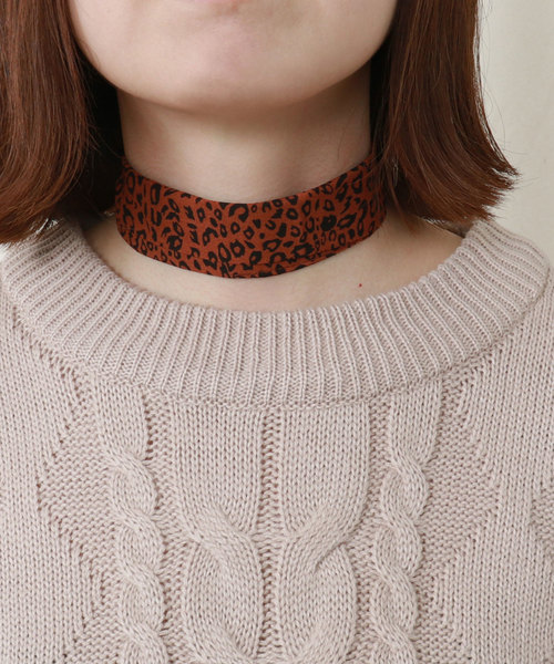 PairPair（ペアペア）の「ヒョウ柄スカーフ付ケーブルニットプルオーバー（ニット/セーター・レディース・ブラウン系その他/ライトベージュ/レンガ・FREE）」の16枚目の写真