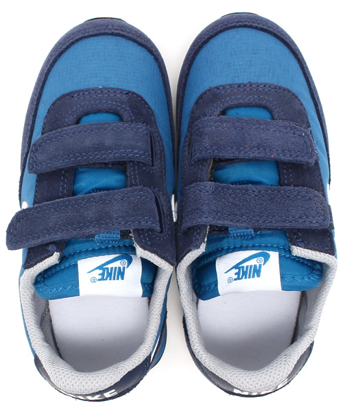 green label relaxing（グリーンレーベルリラクシング）の「NIKEエリートTD15cm～16cm ◆（スニーカー・キッズ・ダークグレー/ネイビー・16cm/15cm）」の10枚目の写真