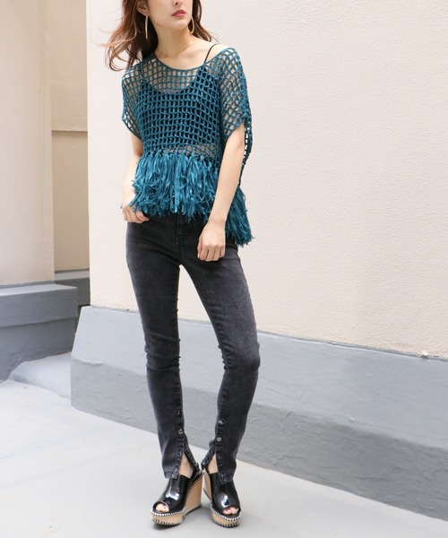 Avvenente(アベネンテ)の「【Avvenente】ハンドニット透かし編み裾フリンジニット(ニット/セーター・レディース・ブラック/ターコイズブルー/ライトカーキ/ライトベージュ・M)」の12枚目の写真