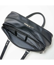 EASTBOY（イーストボーイ）の「Venus 軽量合皮スクールバッグ