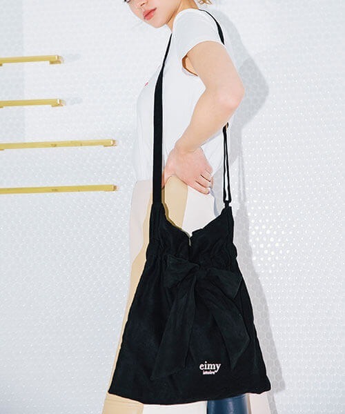 EIMY ISTOIRE（エイミーイストワール）の「リボン2WAYトートバッグ（トートバッグ・レディース・アイボリー/ブラック/ピンク/サックスブルー/パープル/ネイビー/オレンジ/レッド・FREE）」の10枚目の写真