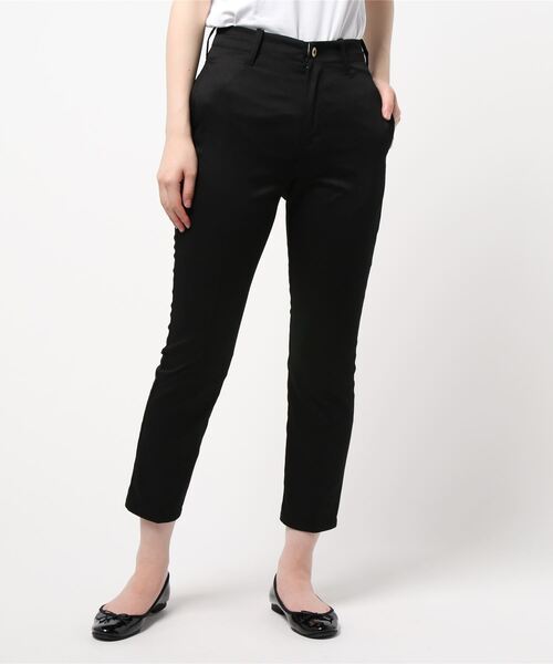 UNIVERSAL OVERALL（ユニバーサルオーバーオール）の「《UNIVERSAL OVERALL》OFFICER　PANTS（その他パンツ・レディース・ブラック/ベージュ/モカ/ネイビー・SMALL/MEDIUM/LARGE）」の2枚目の写真