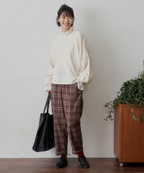 Libra Cue(リブラ キュー)の「リラックスボリュームカットソー(Tシャツ/カットソー・レディース・ホワイト/ブラック/マルチ・FREE)」の21枚目の写真