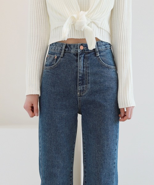 by muni:r(バイ ムニール)の「スリットロングデニム(デニムパンツ・レディース・ブルー/ライトブルー・SMALL/MEDIUM)」の17枚目の写真